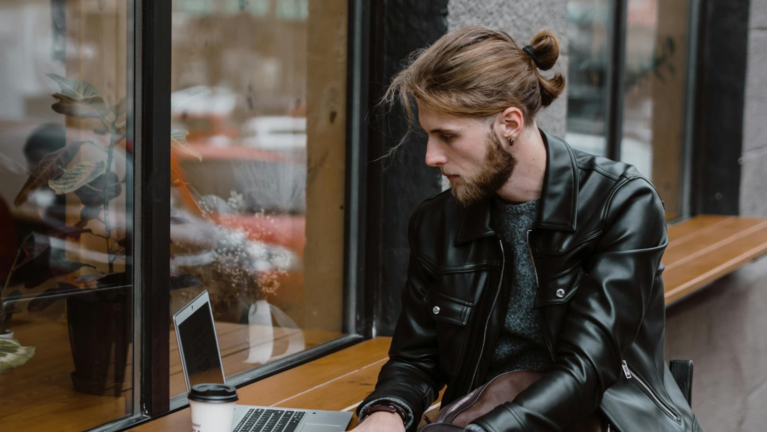 7 Mistakes People Make When Buying a Leather Jacket